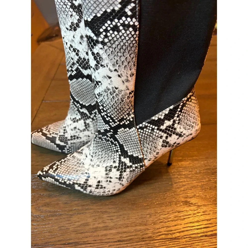 Fashion nova Snakeskin Ankle Boots Women Size 7 Pointed Toe Gold Stiletto
